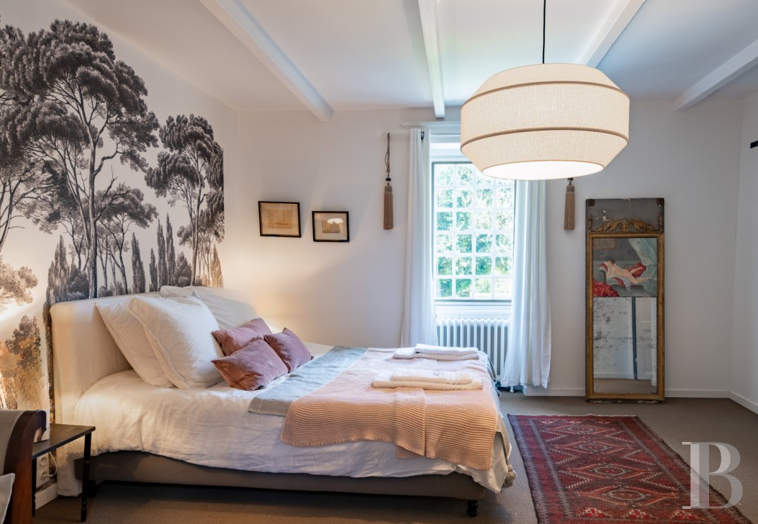 A 17th century manor house with a walled garden, in the heart of the village of Lanildut on the tip of Finistère - photo  n°21